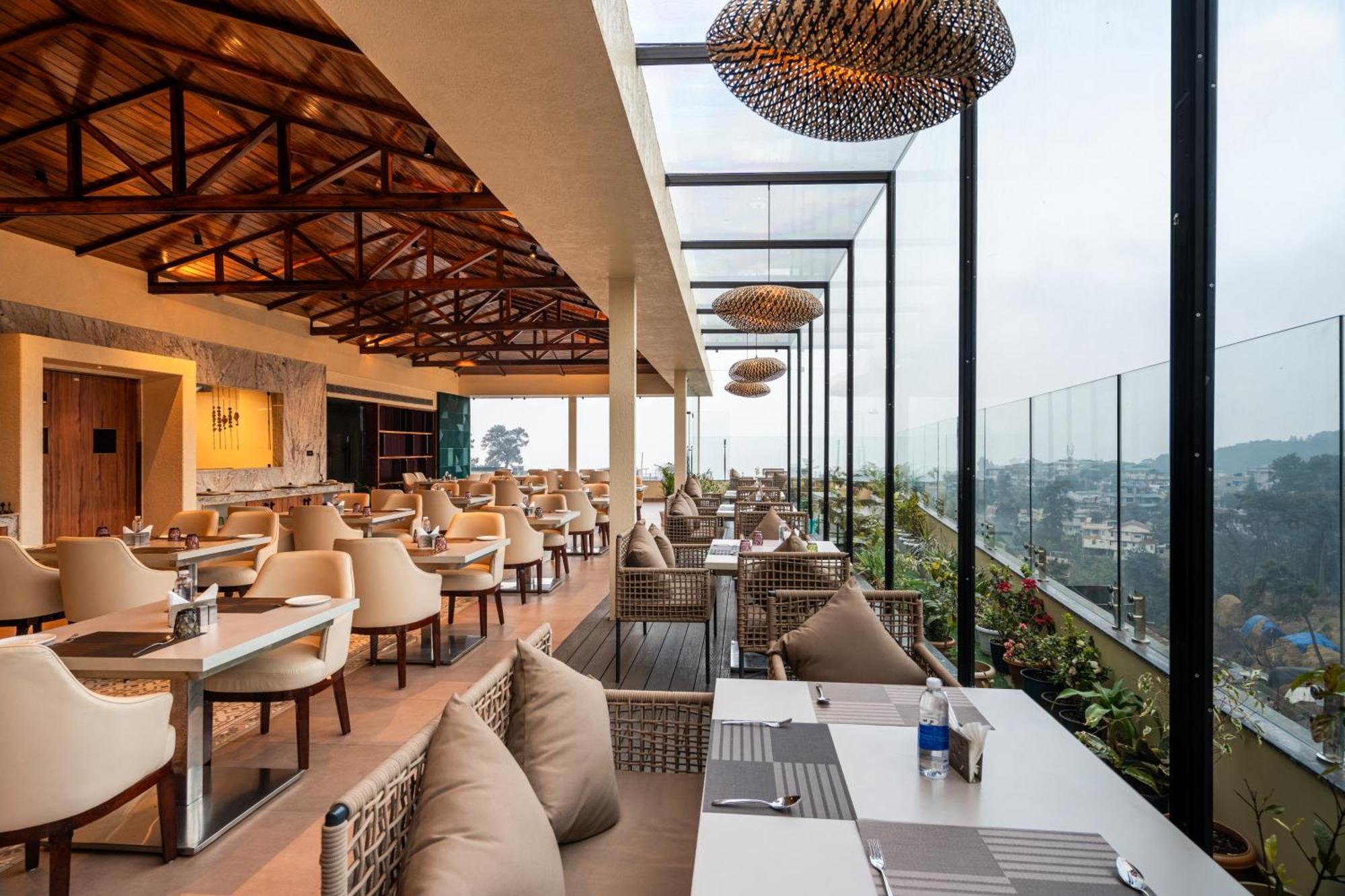 The White Rock Inn & Dine Shillong Dış mekan fotoğraf