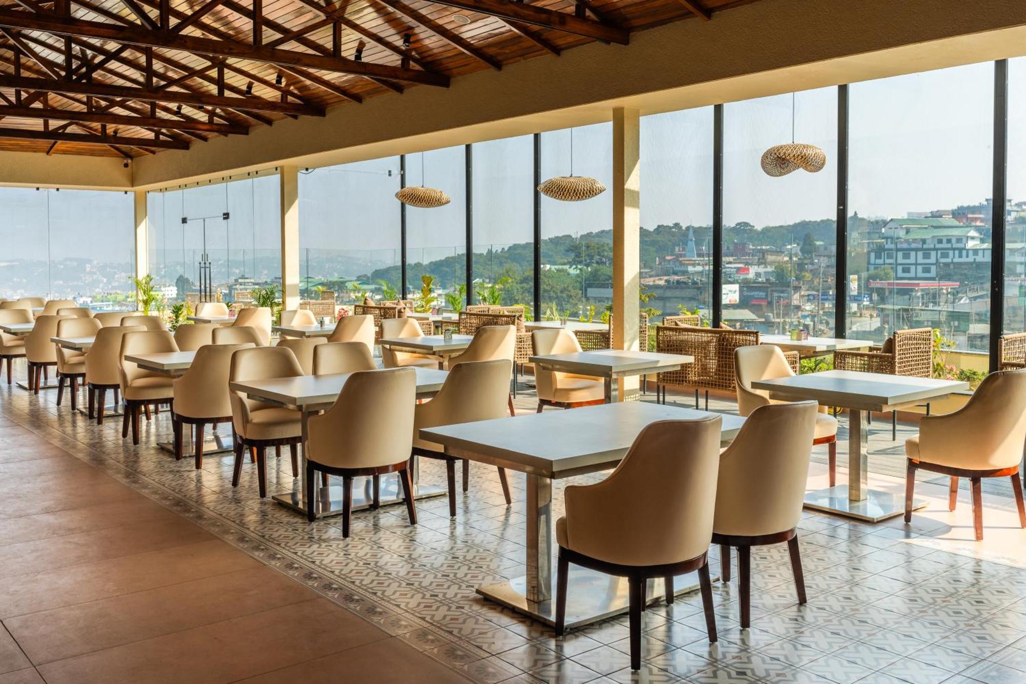 The White Rock Inn & Dine Shillong Dış mekan fotoğraf